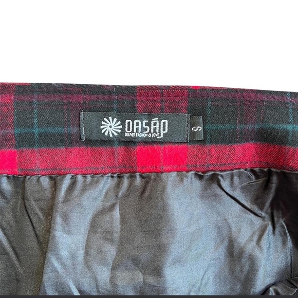 Dasap red/black plaid pleated mini skirt with lace trim - Picture 6 of 7